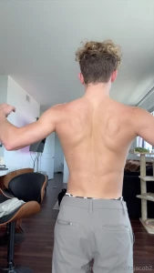 Don t miss my live on tuesday at 10pm yall