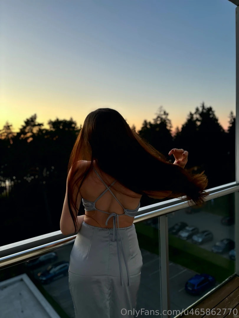 My biggest dream is to live a bright life full of breathtaking moments 