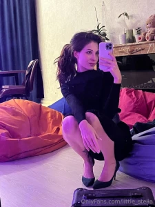 Do you like heels if you want to see me in them completely naked i m