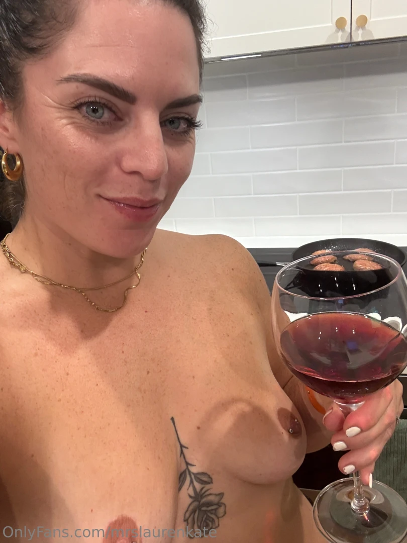 Wine and burgers name a better combo 