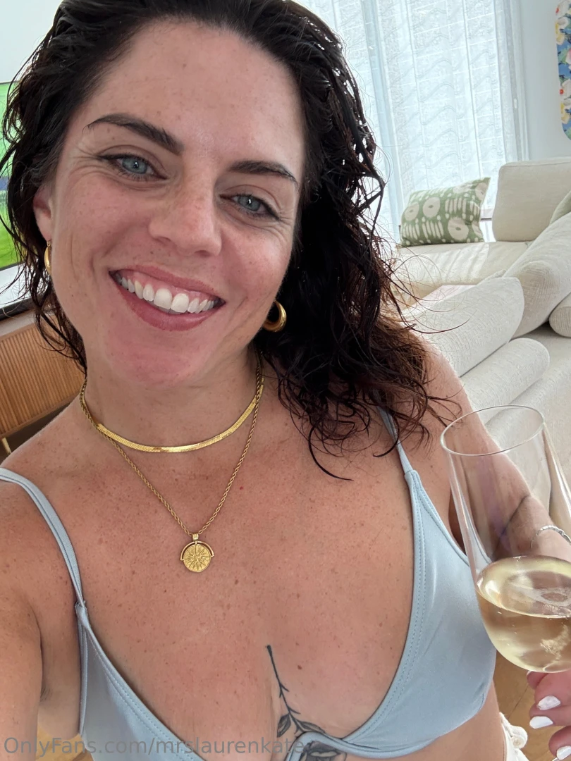 Cheers to the weekend xxx 