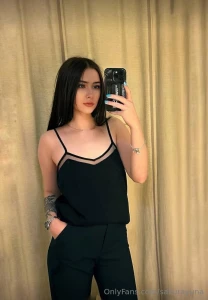 Sweet_irene you walk into the room and there stands this miniature part 425