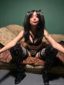 Bratty sub 7 pics i won t bite unless you like it