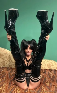 Bratty sub 7 pics i won t bite unless you like it part 5