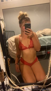 Loving this red set x