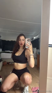 Doing a shoutout for my girly shes kinky and shes a blue eyed baddie