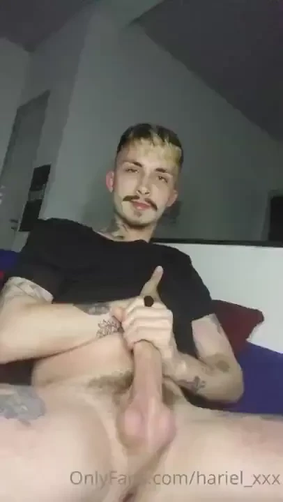 The perfect angle 2 min jerking til cum 