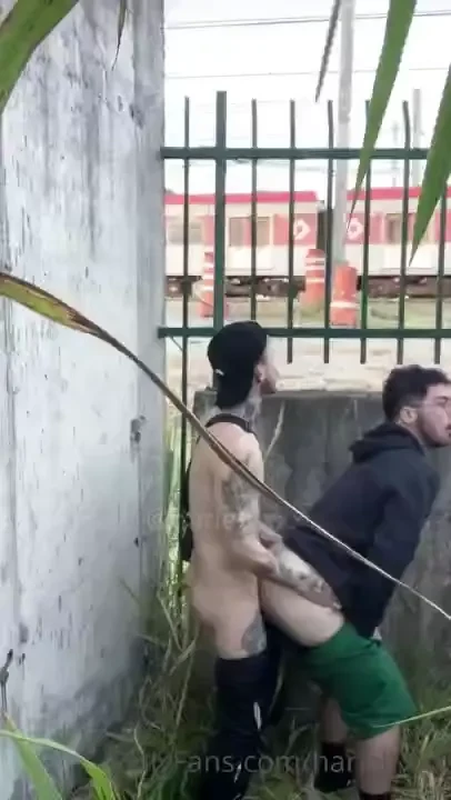 Full 21min video available dm chat me now i went to the public park part 1 