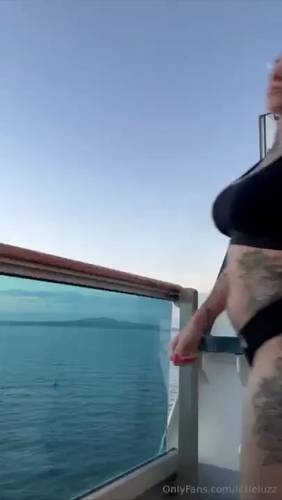 Will you come sunbathe with me 