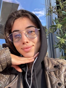 A tiny cozy universe under the hoodie part 1