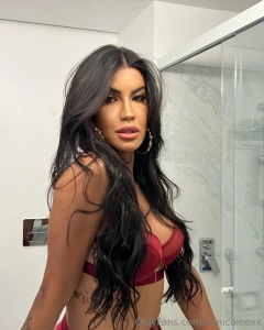 Anyone online part 413