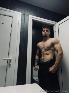 Meet ups in london next week dm me