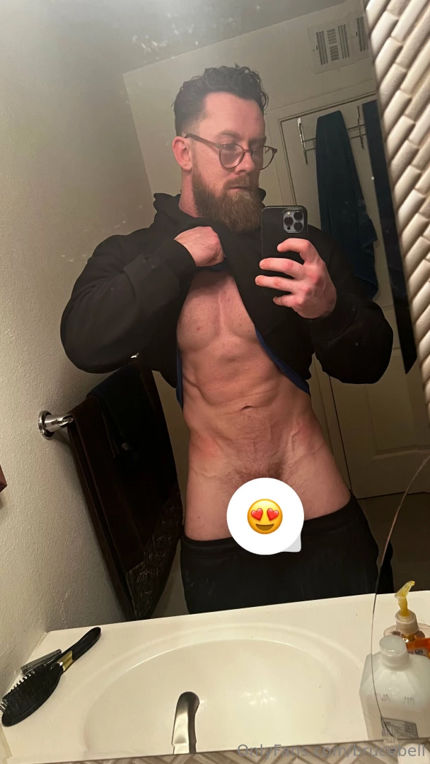 Wood morning hope you guys are having a great day who wants to see 