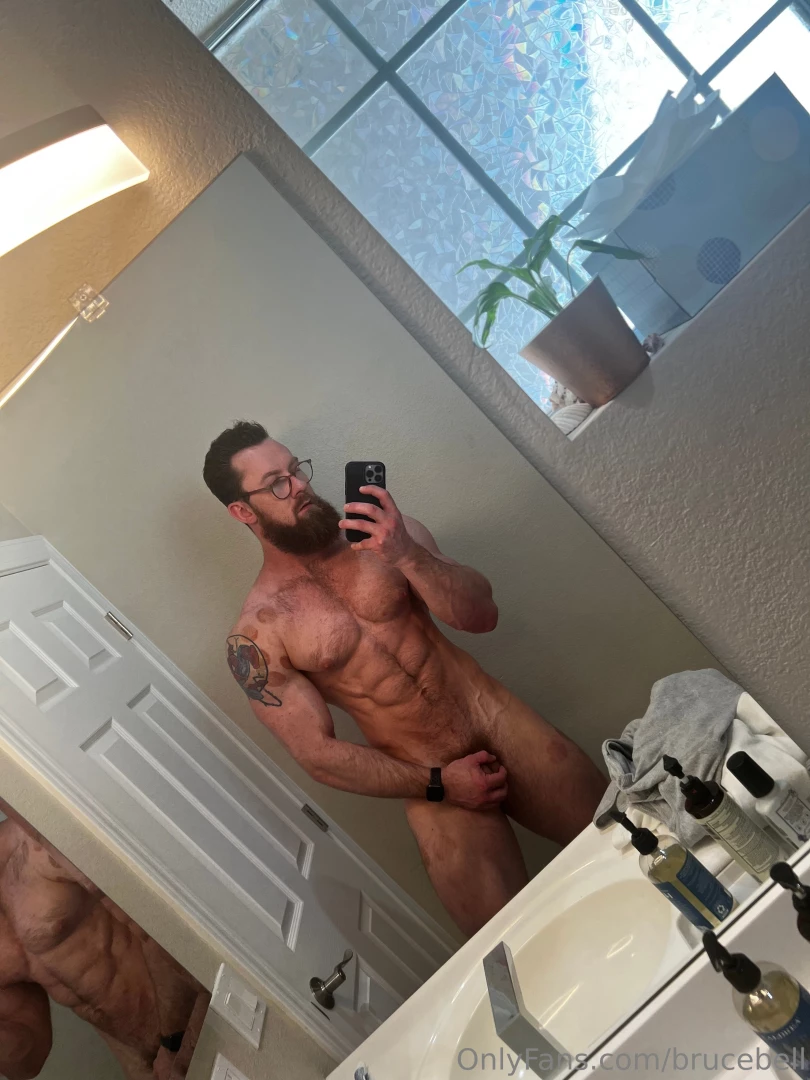 About to go live guys who wants to join and make a mess together 