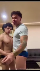 Que rico le pre e el culito rosado