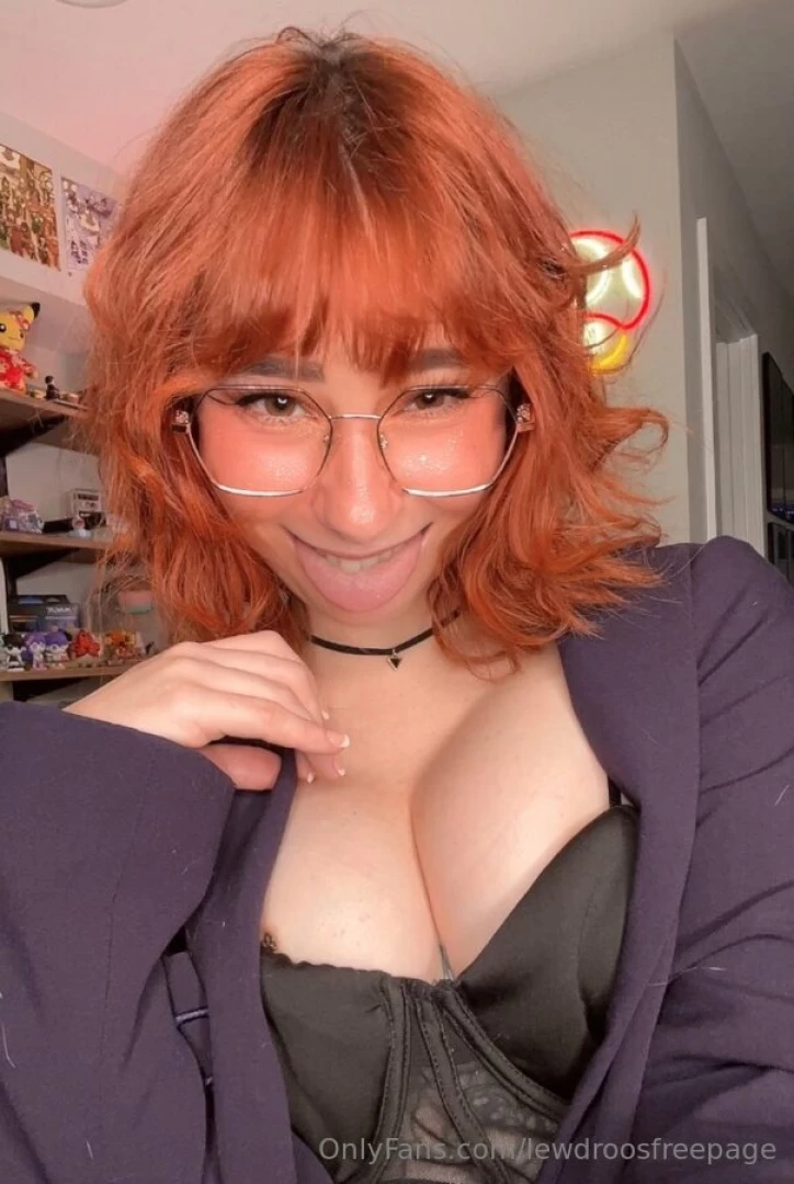 Whatcha notice first bby 