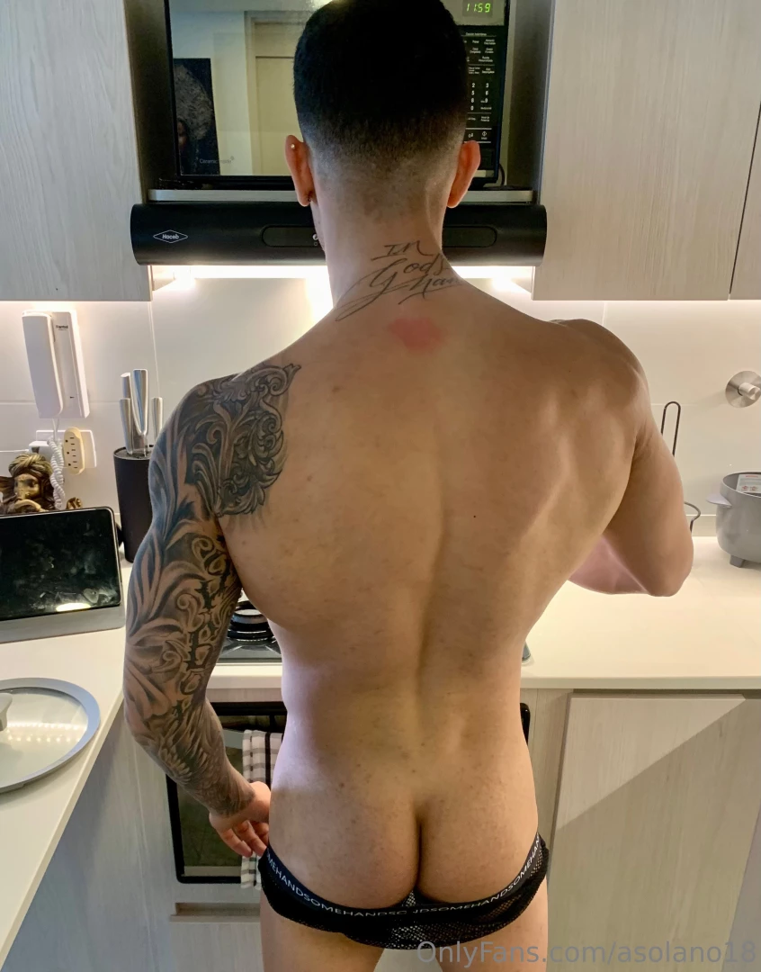 A flat detail of my back for you who like it un plano detalle de mi 