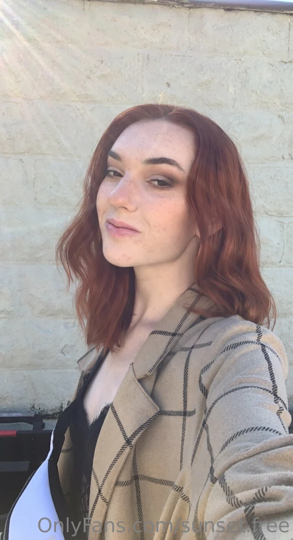 Enjoy some quick little bts clips from a shoot awhile back i love 