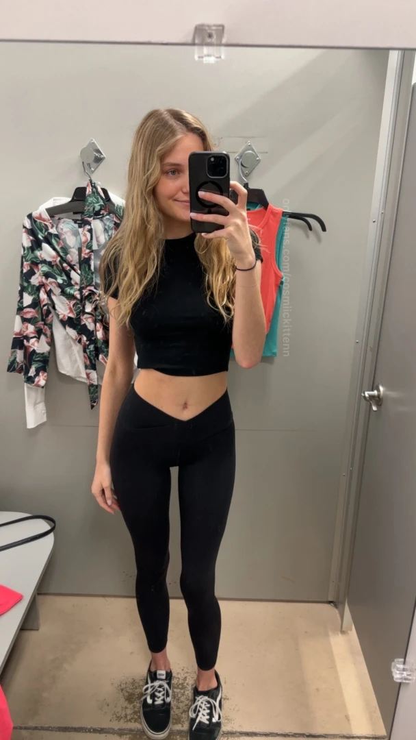 Swipe to pull my top up also i had an interview yesterday so fingers part 1 