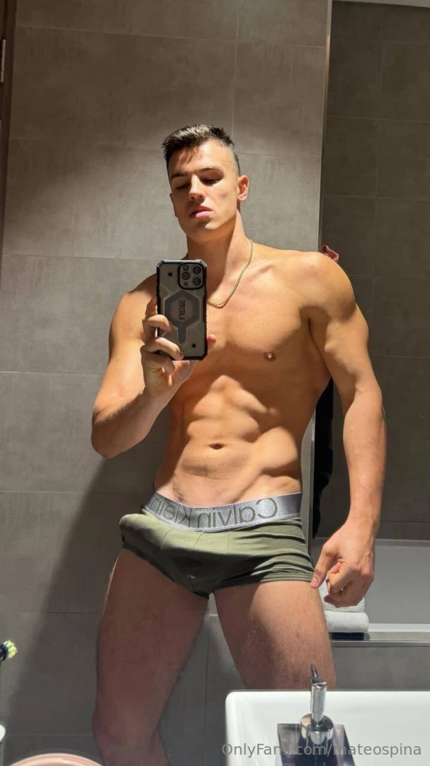 The hottest hung creator on onlyfans mike_myers 23 y o stud with 22 cm part 14 