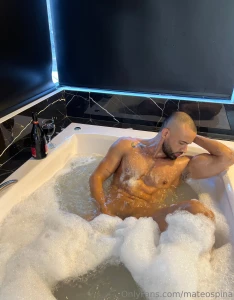 Jacuzzi afternoon and evening tarde y noche de jacuzzi