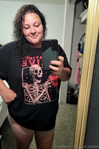 Big tshirt amp no panties yes please