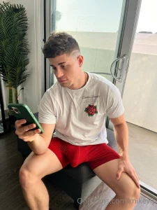 Texting you to come over drop a tip if you would come join me at my