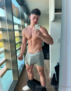 Hard workout today drop a tip if you can handle me