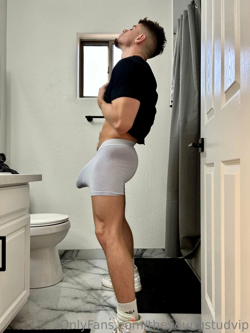 Press the if you d get on your knees for daddy 