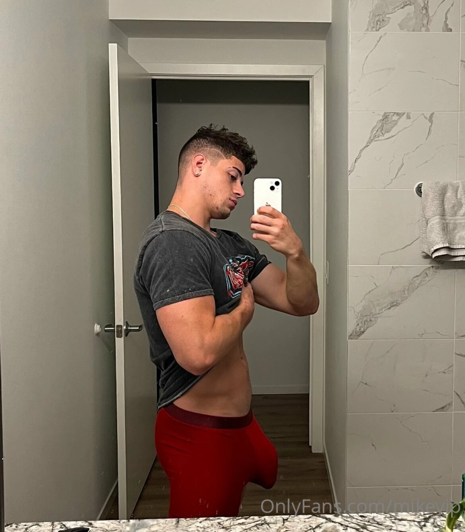 I need some assistance in the bathroom press the if you can help me 