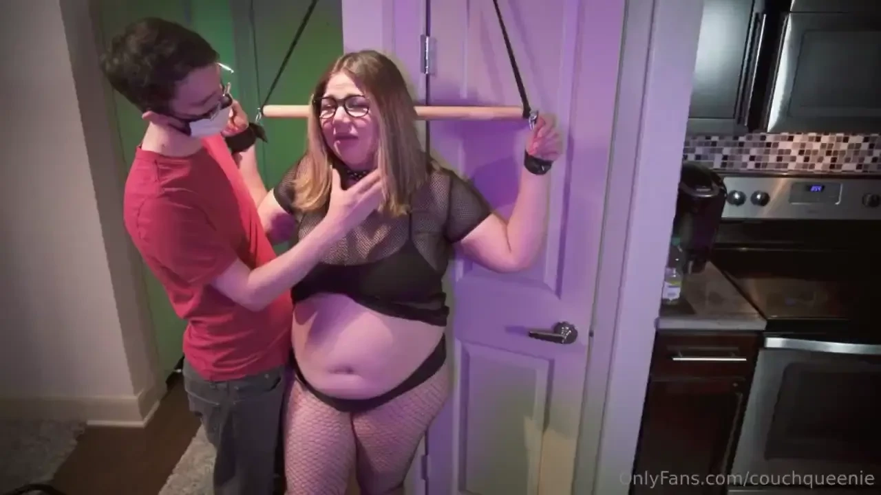 Sold into feedism full vid https onlyfans com 658772736 couchqueenie 