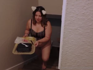 Bout to do damage full vid https onlyfans com 1437698446 couchqueenie