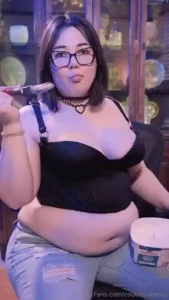 Making a rootbeer float in my mouth full vid https onlyfans com