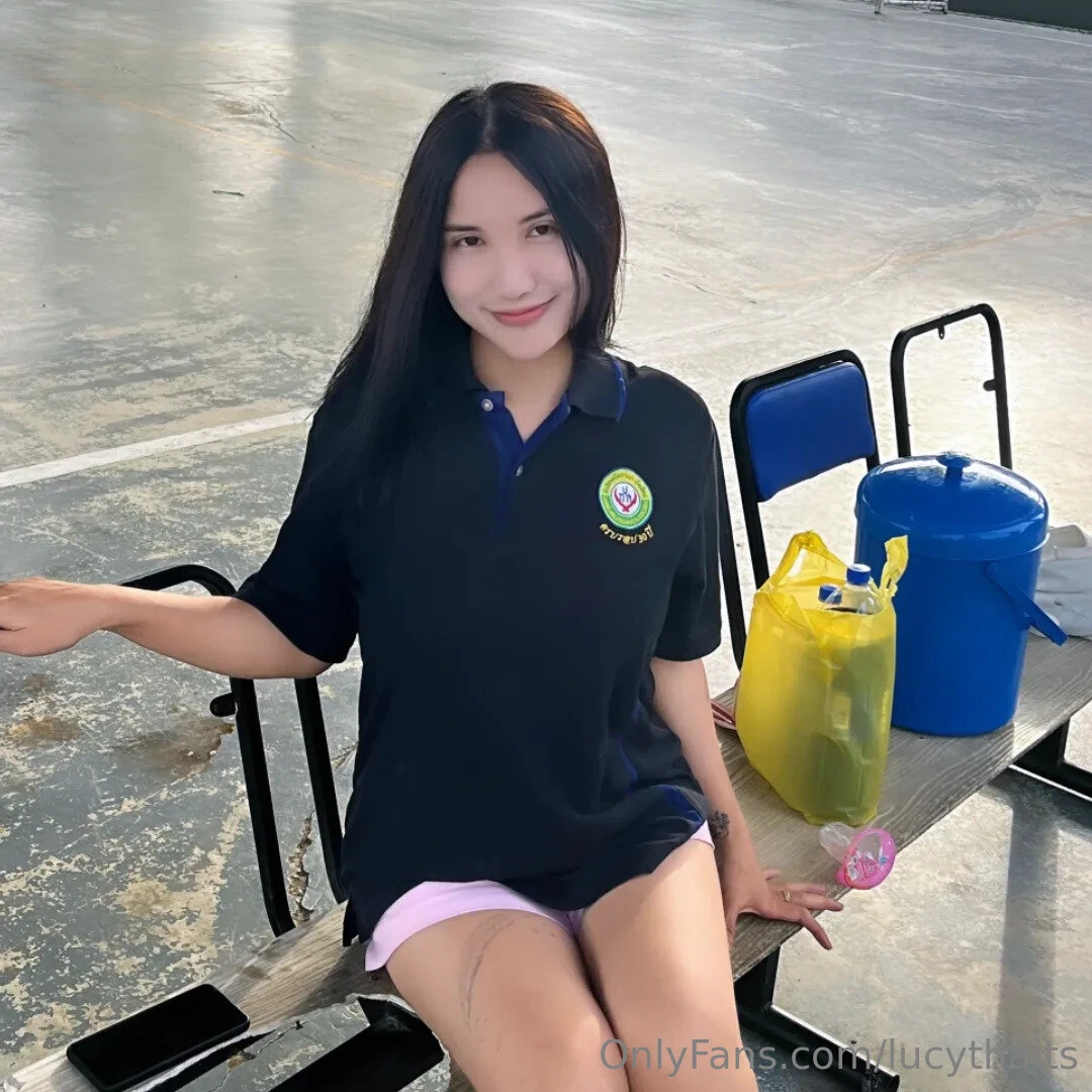 Did u think is cute with not naked 