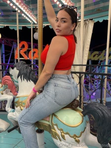 Hoy sal a comer y al parque devu lveme lo que gaste y te recompenso al