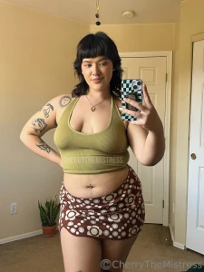 I really do love not wearing bras or underwear under my outfits go to