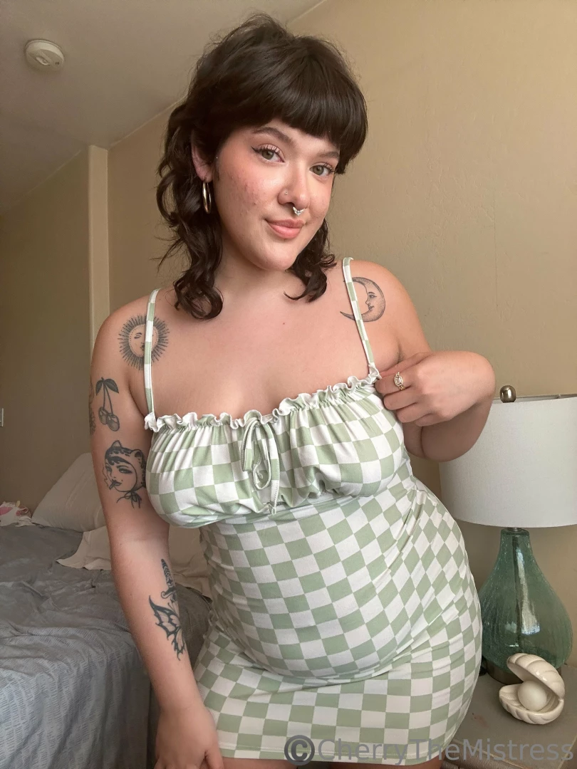 I got this dress for 5 and honestly i m pretty stoked about it part 1 