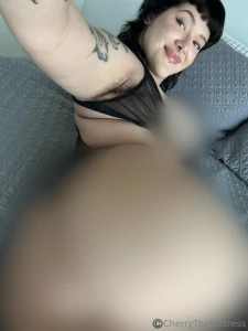Pretty grab-able and spank-able if i do say so myself contains big