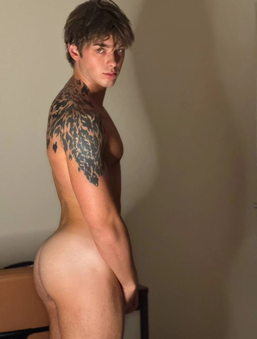 French guys are biggest lovers and alexcuther is one that definitely part 6 