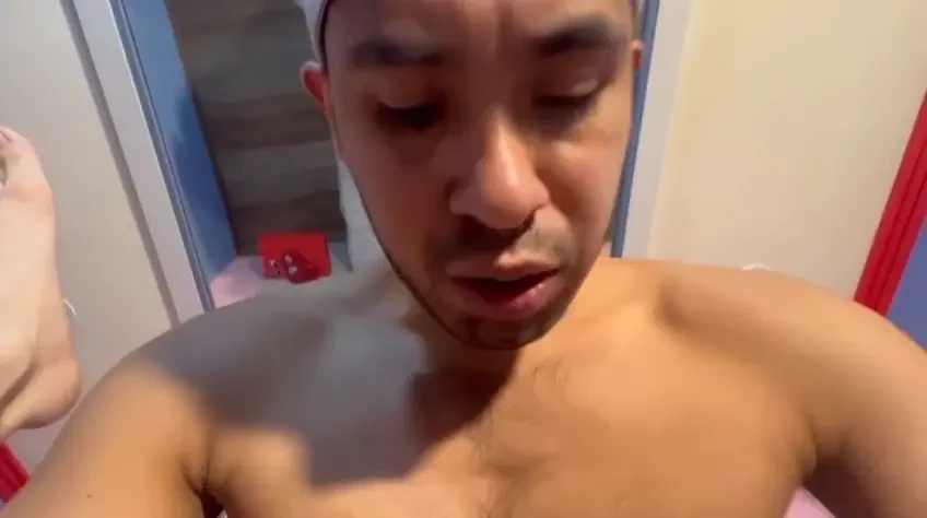 70 off now only 10 spots left reydechocolate hi i m your mexican macho 