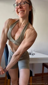 Kleiner chestflex geht immer oder oder lieber abs oder bizeps part 1