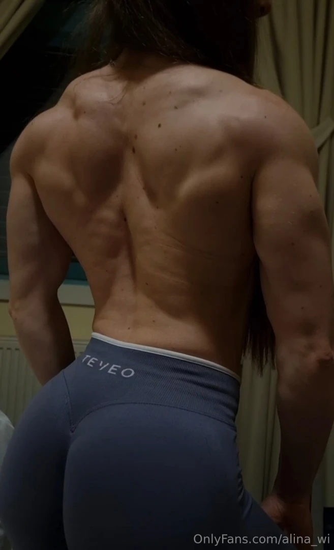 Ein sch ner r cken kann auch entz cken ich bin noch nicht mal auf di t part 1 