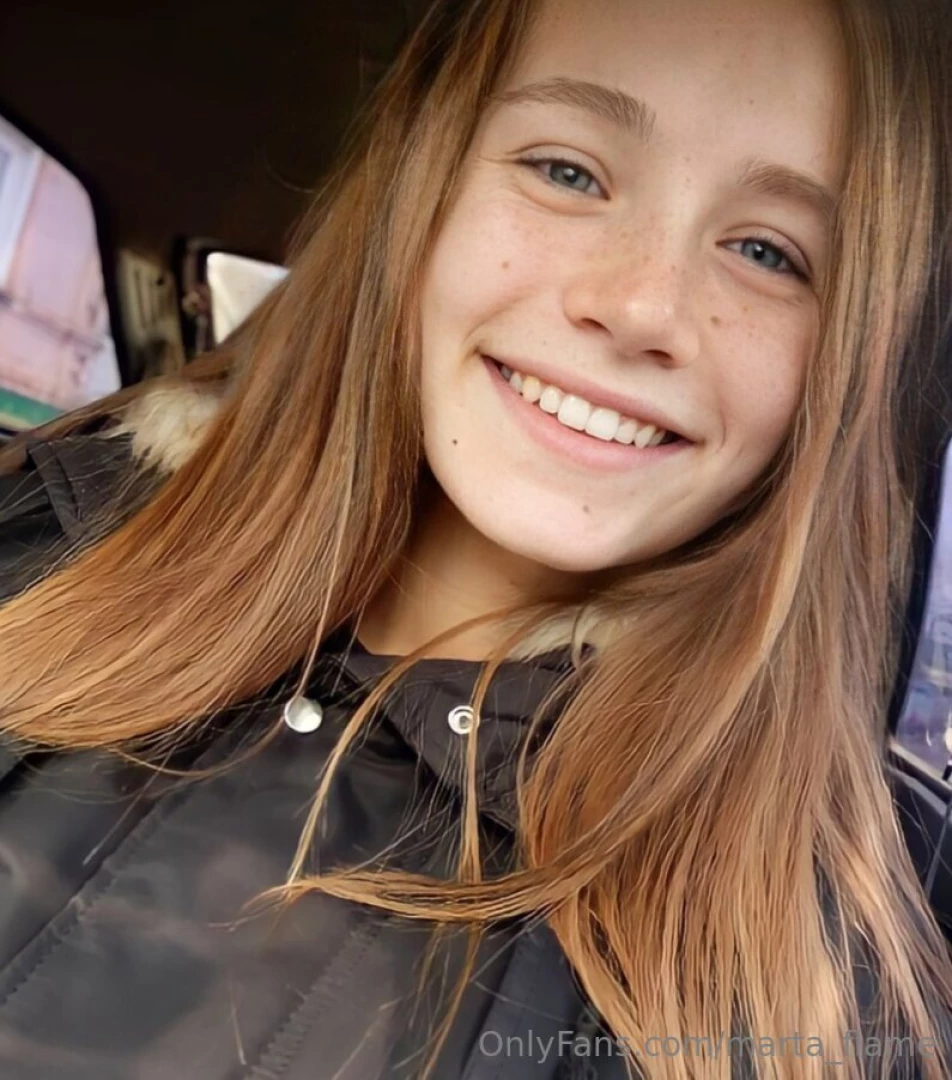 Click here - honeyfox888 this cutie is online and horny show her some part 115 