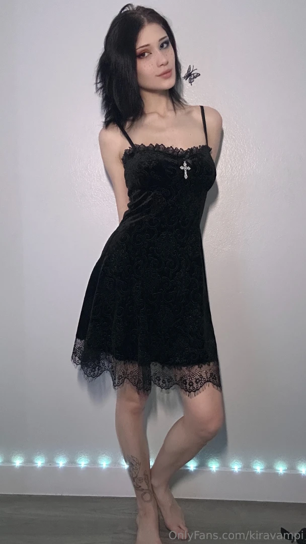 Felt cute wearing this dress let me know do you like it or no 