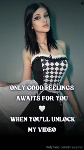 I was trying on a few outfits tonight just playing around with some