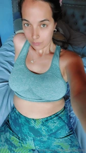 I love how my body changes when i eat healthy and exercise