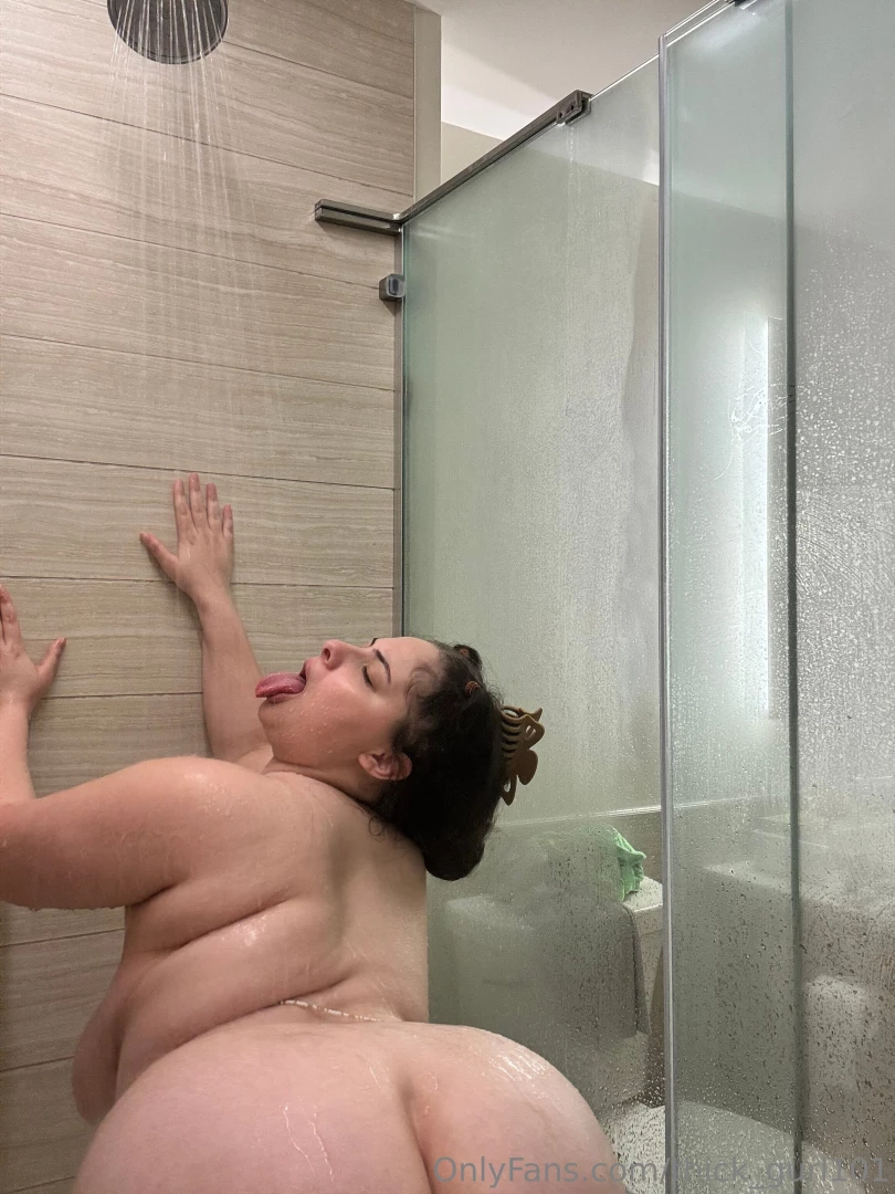 Keep swiping baby to the right part 3 