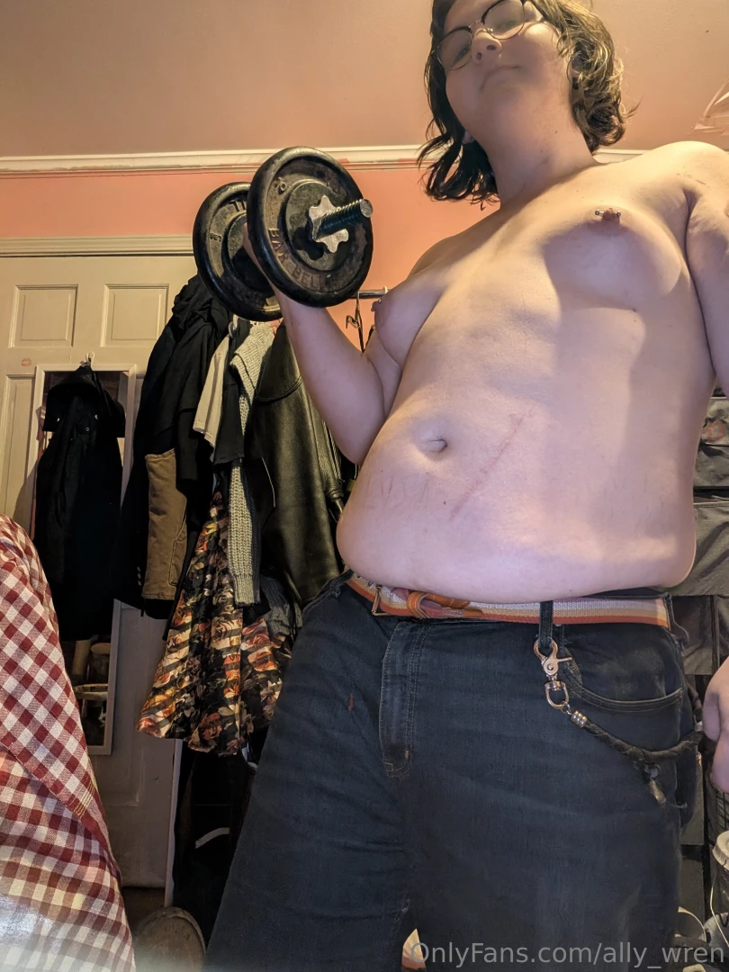 We lift a bit of iron around here 