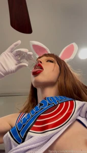 Cosplay bugs bunny with a long tongue and red lipstick fyp redhead