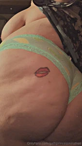 I jus dropped my sub price over on gothprincessnina don t miss out on